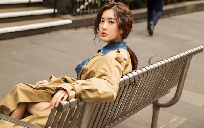 杭州投用无人机足球基地 吸引青少年“空中对抗”